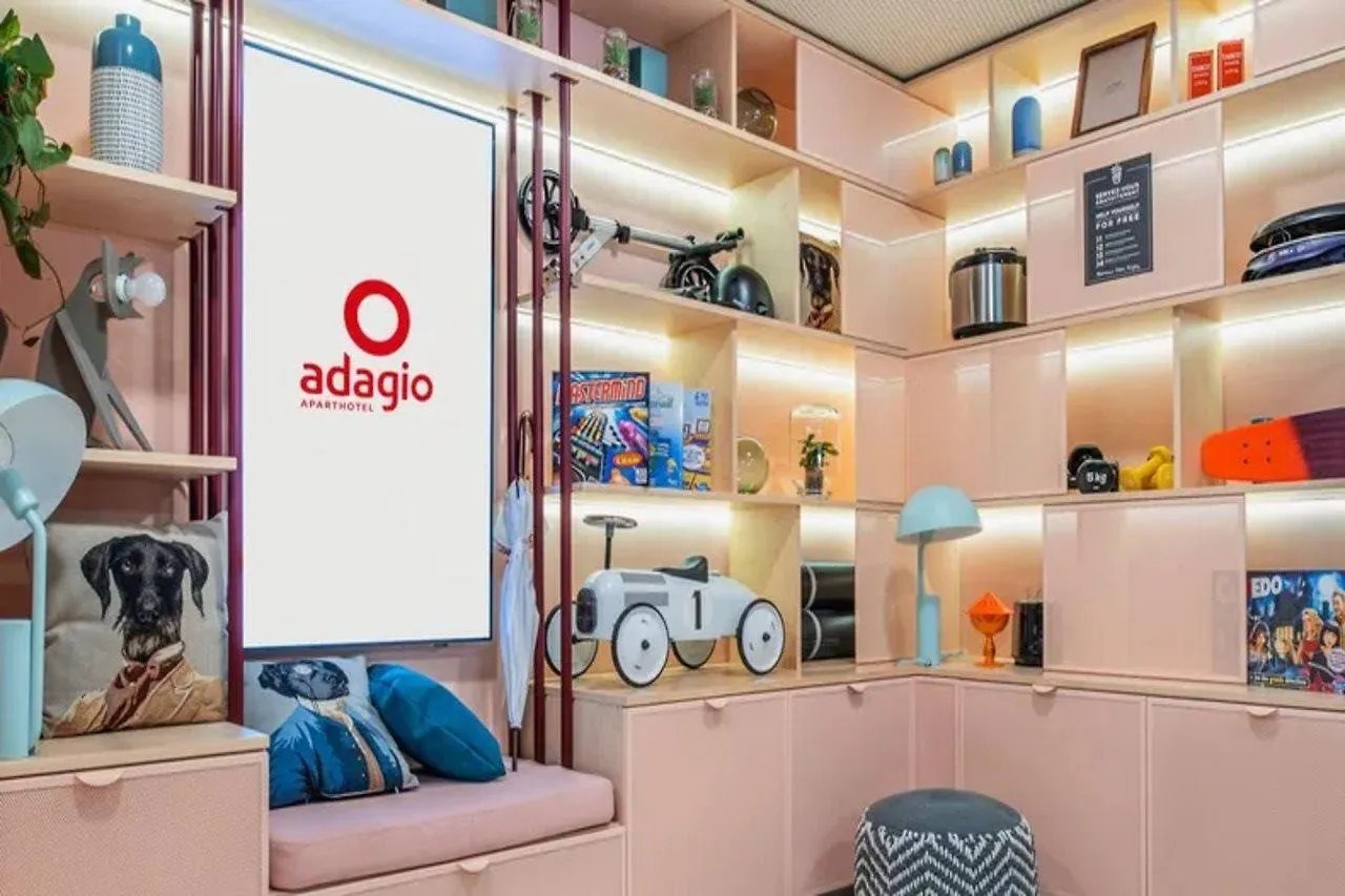 Aparthotel Adagio Paris Nation 4*,